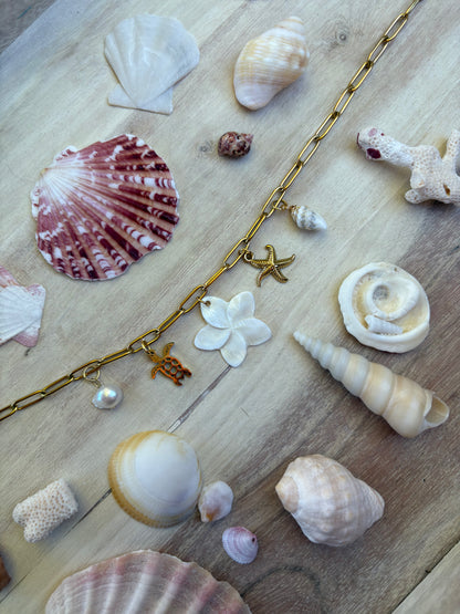 Isla Necklace