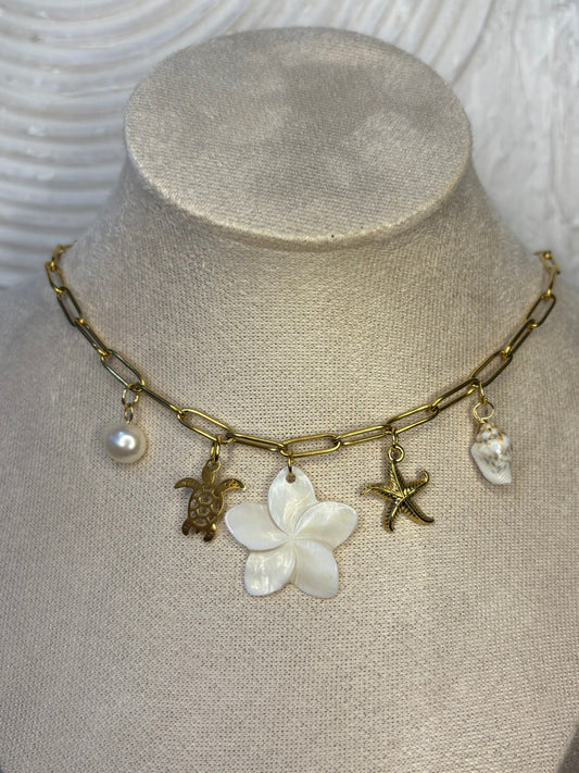 Isla Necklace